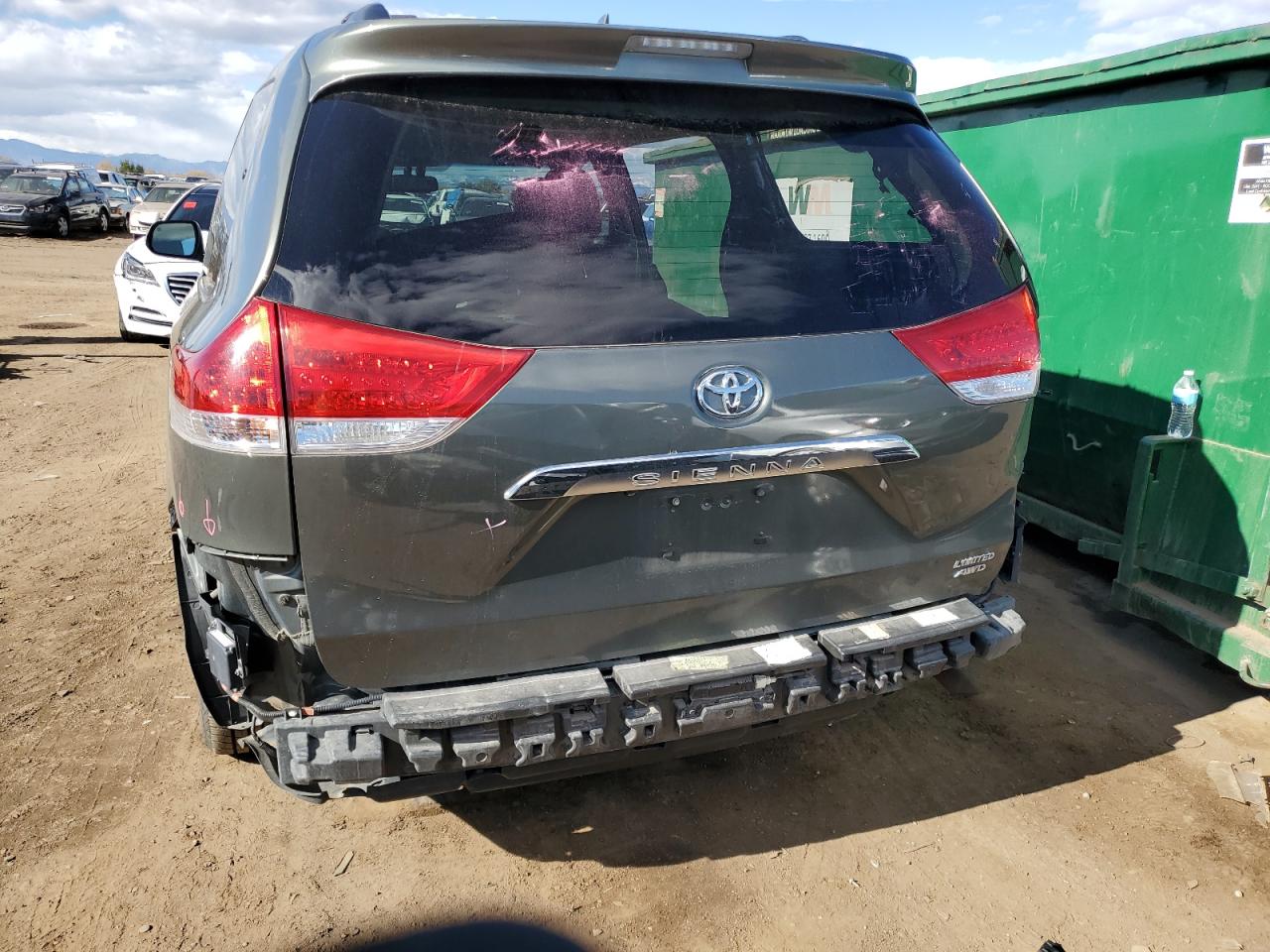 2013 Toyota Sienna - Image 6
