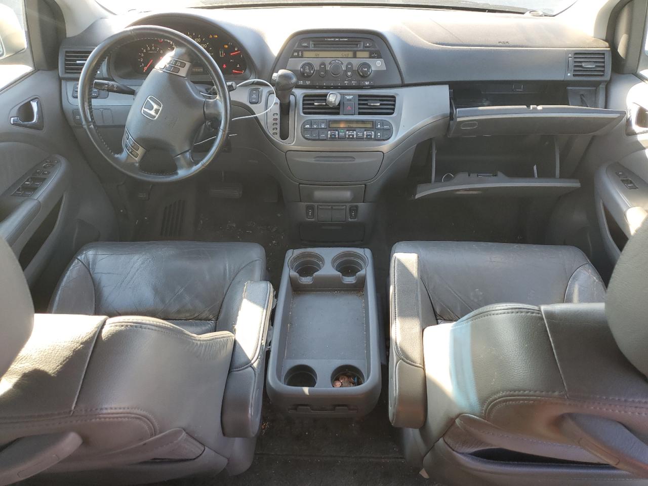 2007 Honda Odyssey - Image 8