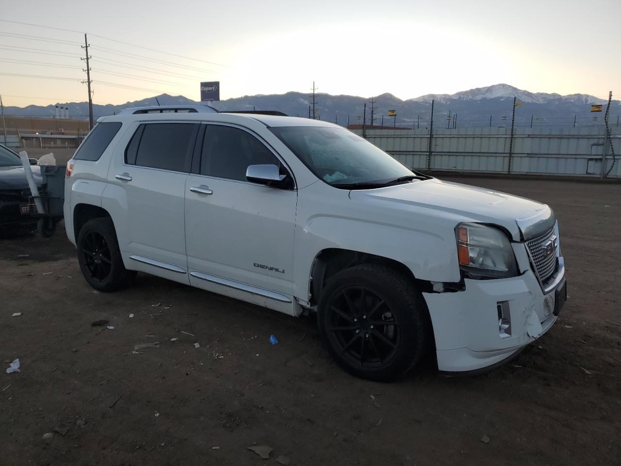 VIN 2GKFLZEKXF6351728 2015 GMC TERRAIN no.4