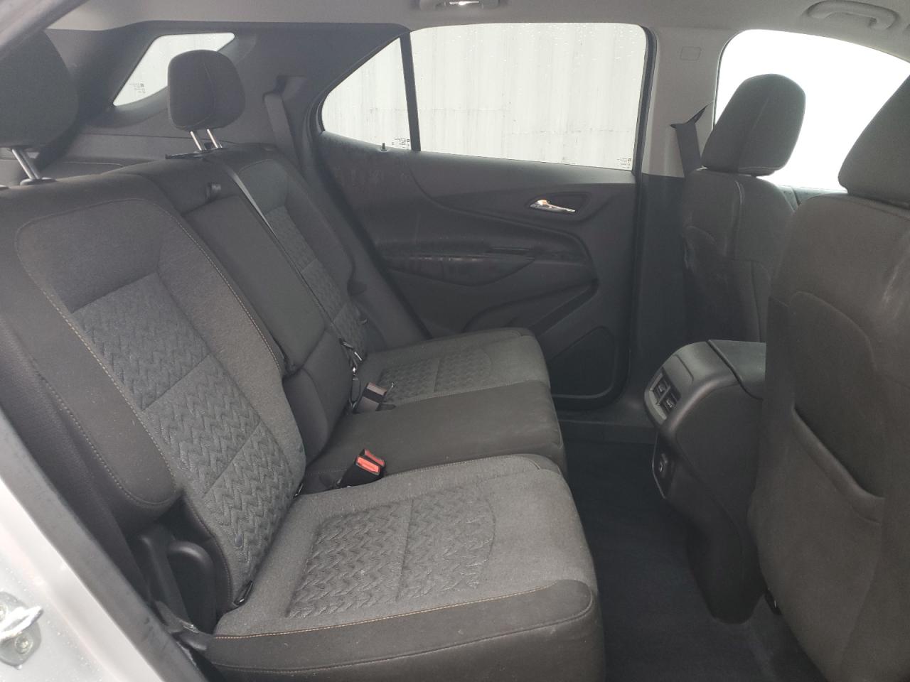 2022 Chevrolet Equinox - Image 11