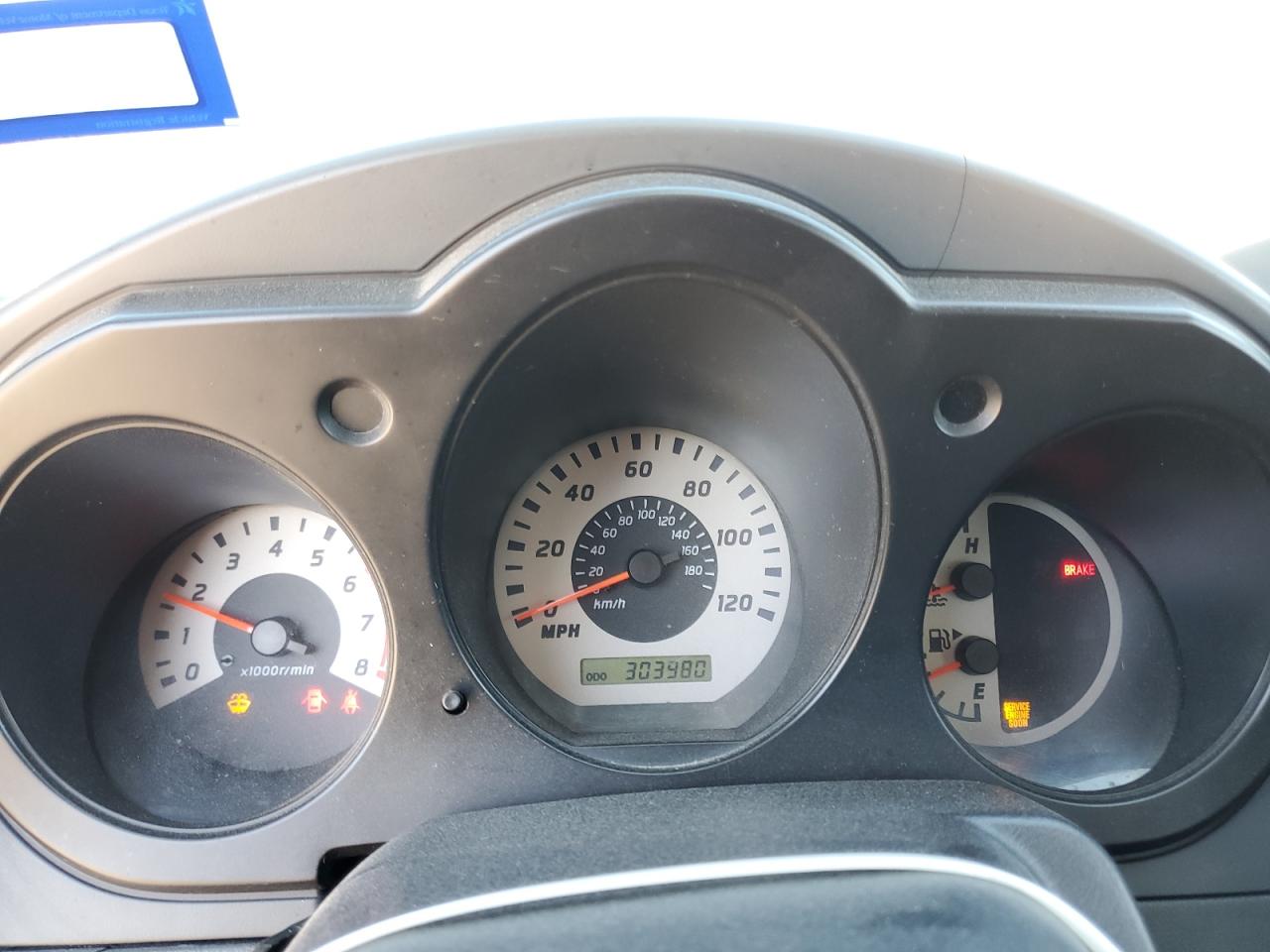 2004 Nissan XTerra - Image 9
