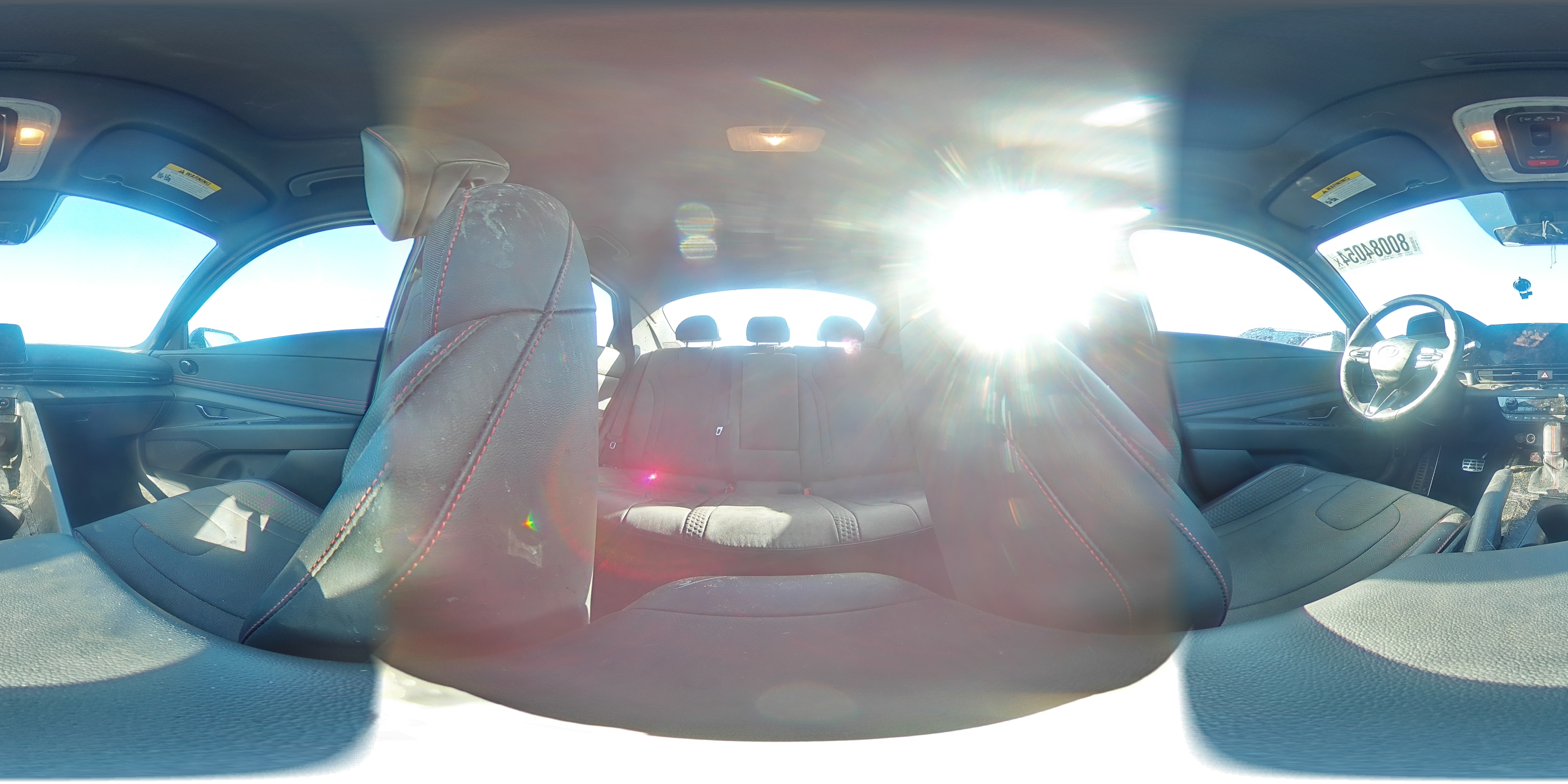 2023 Hyundai Elantra - Image 14