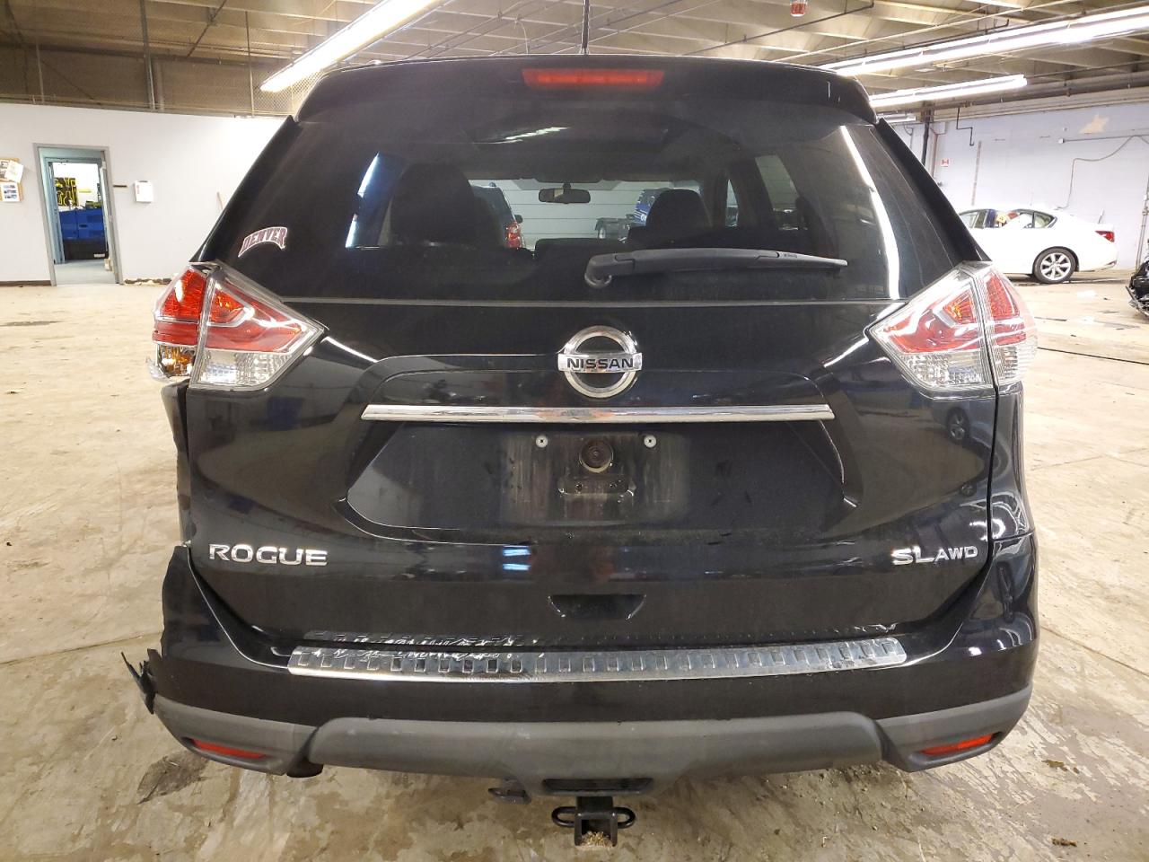 2015 Nissan Rogue S VIN: 5N1AT2MV8FC827180 Lot: 79450734