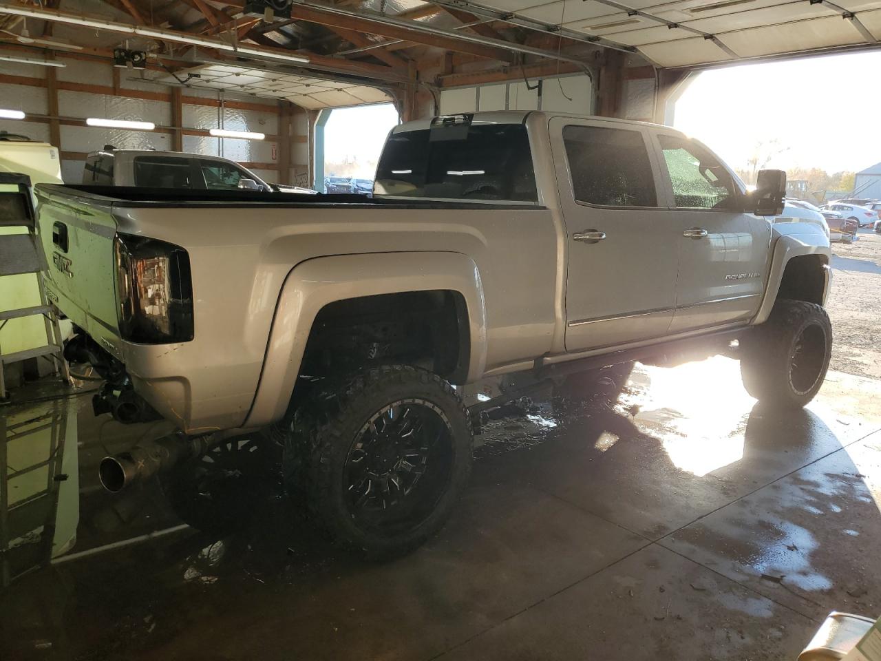 2019 GMC Sierra - Image 3