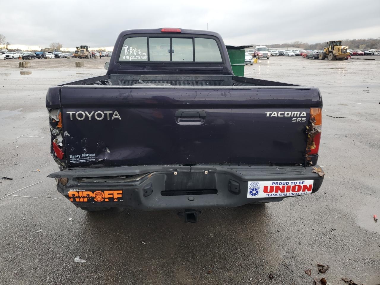 1998 Toyota Tacoma Xtracab VIN: 4TAWM72N7WZ156777 Lot: 80506234