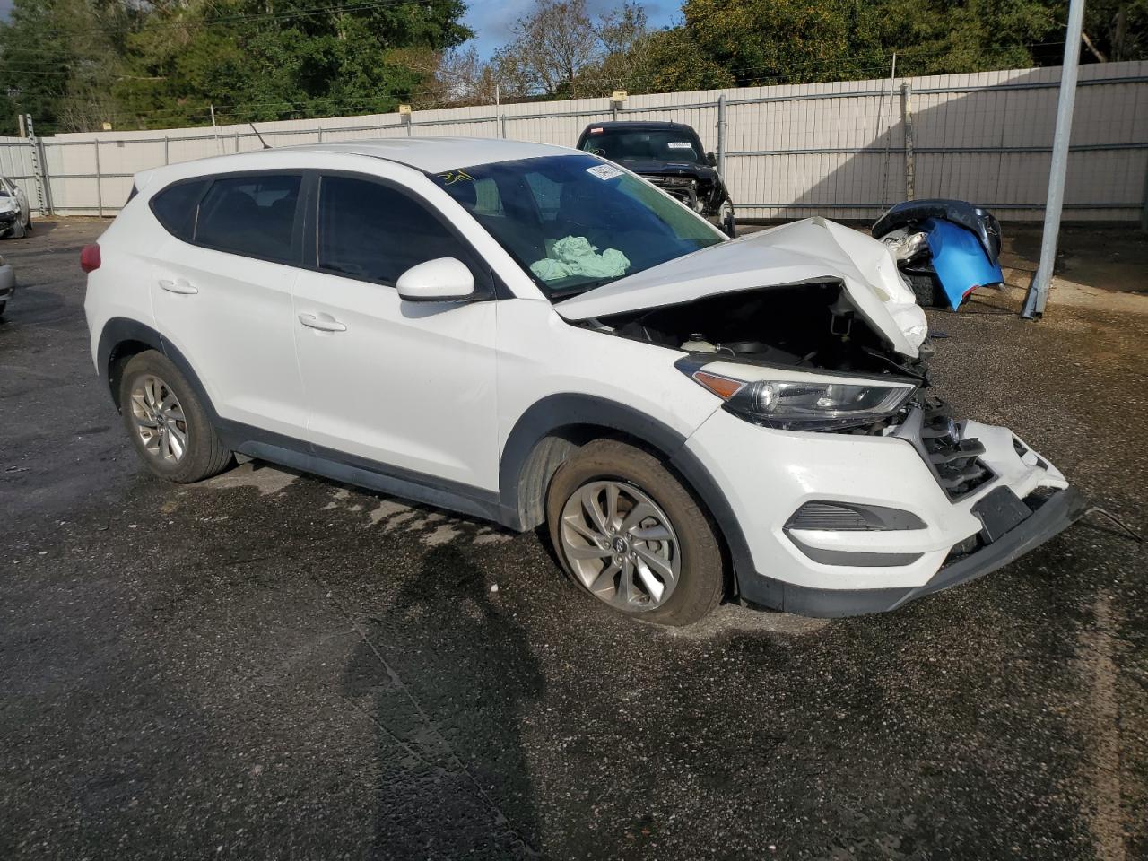 2018 Hyundai Tucson - Image 4