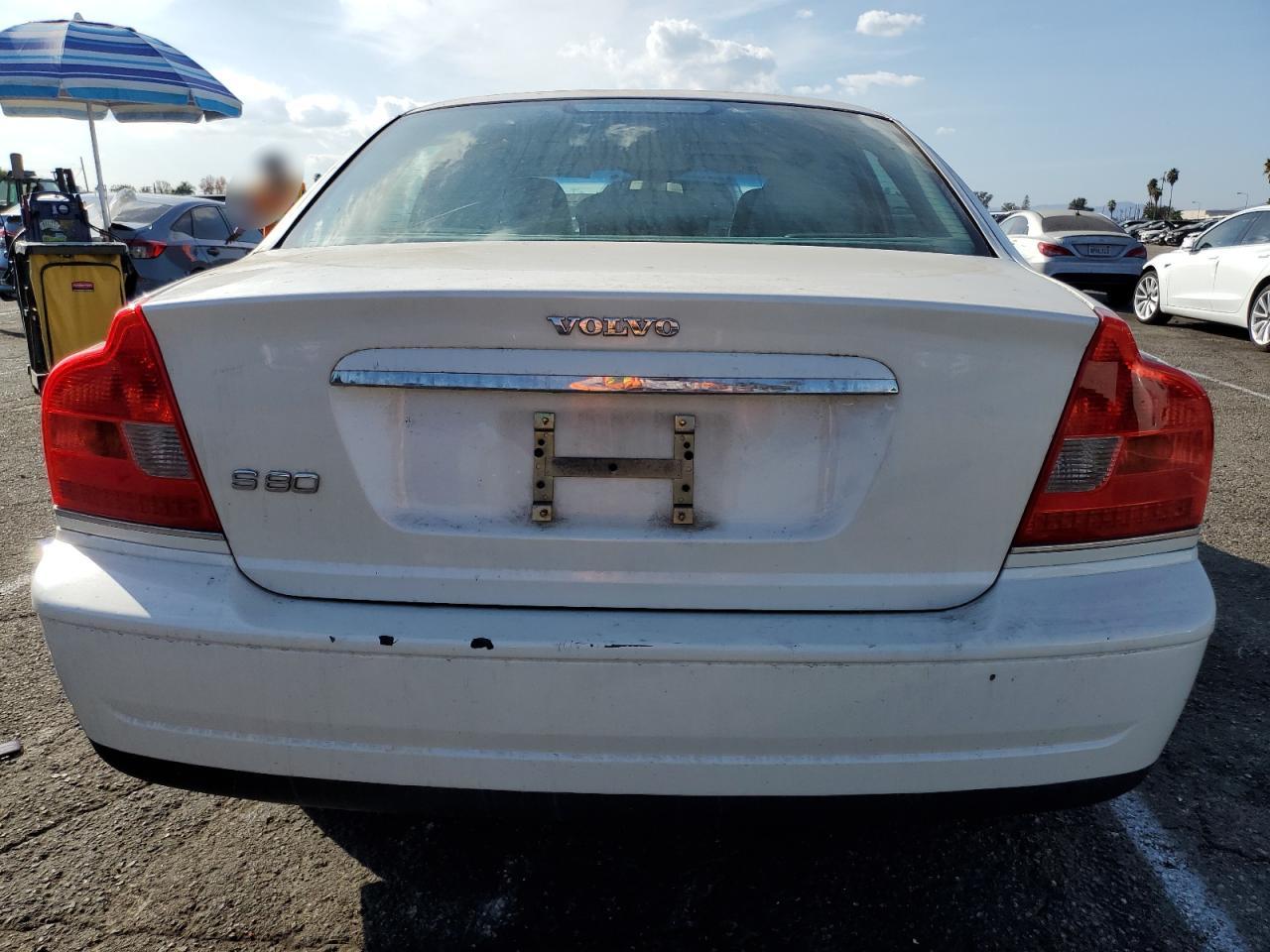 2005 Volvo S80 2.5T VIN: YV1TS592151405773 Lot: 81378724