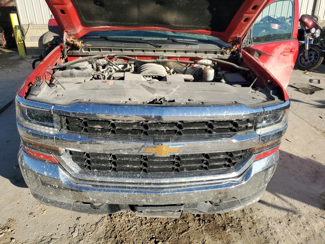 2018 Chevrolet Silverado K1500 Lt VIN: 3GCUKREC7JG264316 Lot: 80308844