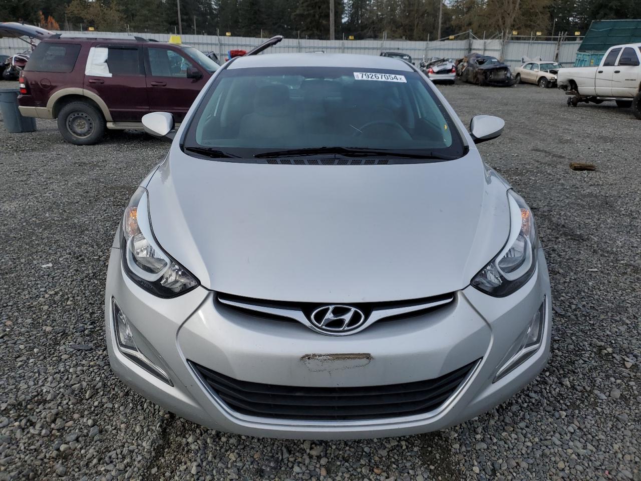 2015 Hyundai Elantra - Image 5