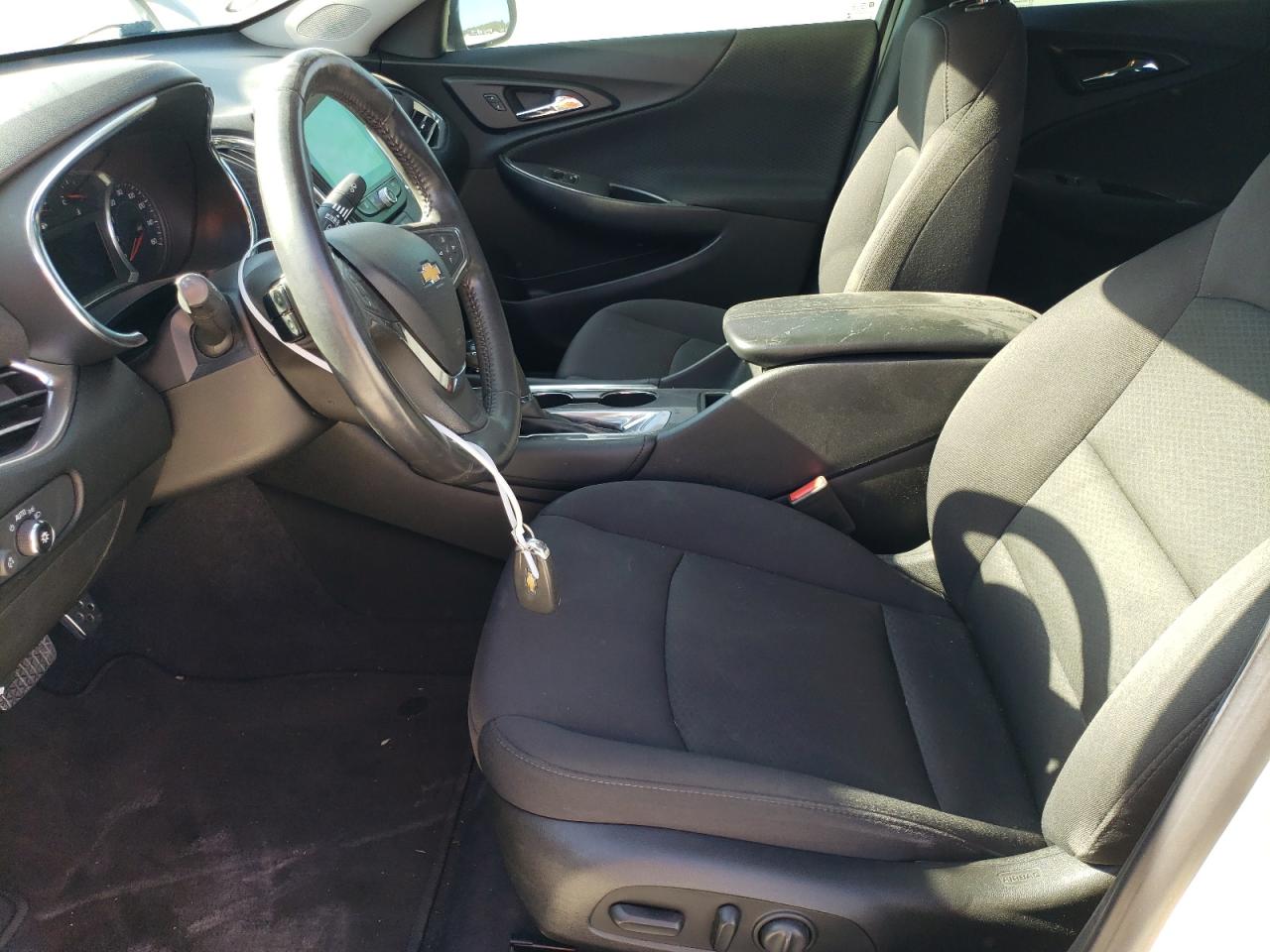 2017 Chevrolet Malibu - Image 7