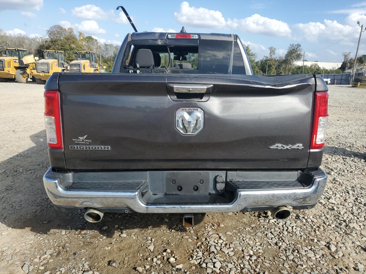 2019 RAM 1500 - Image 6