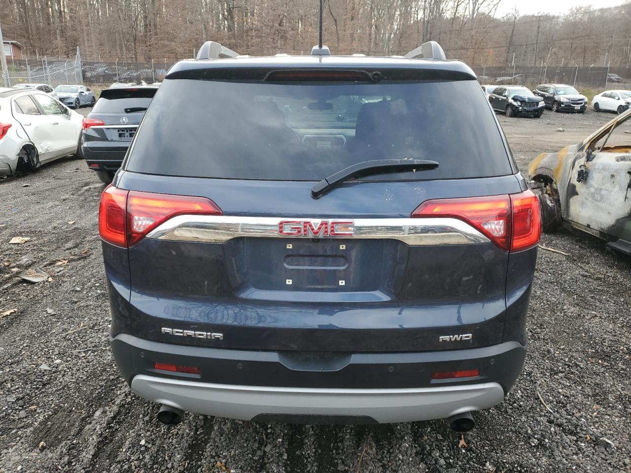 2018 GMC Acadia - Image 6
