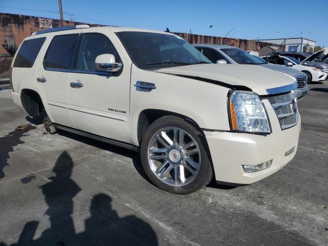  CADILLAC ESCALADE 2014 Білий