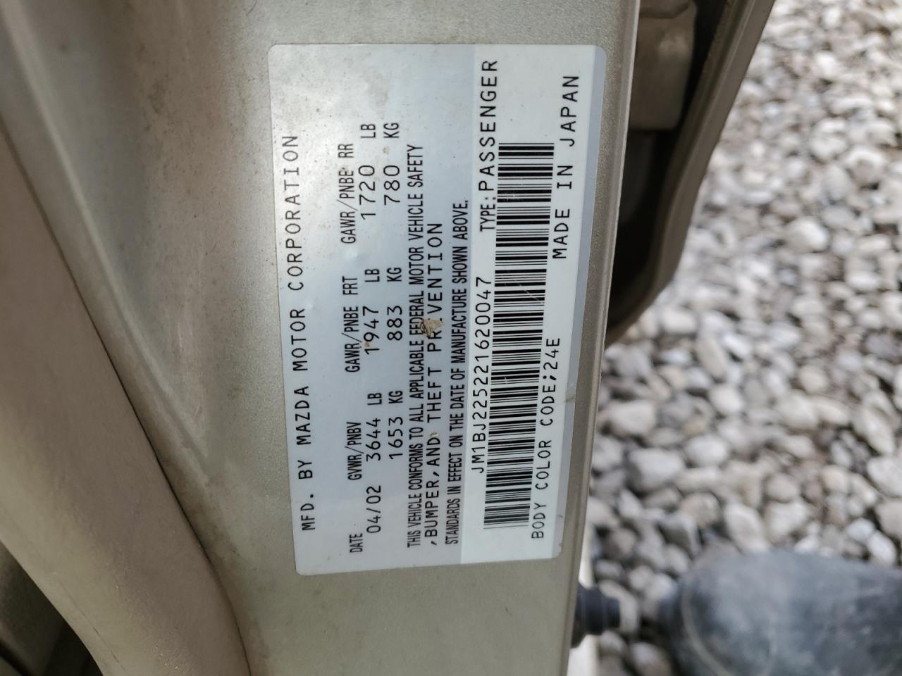 2002 Mazda Protege Dx VIN: JM1BJ225221620047 Lot: 82218424