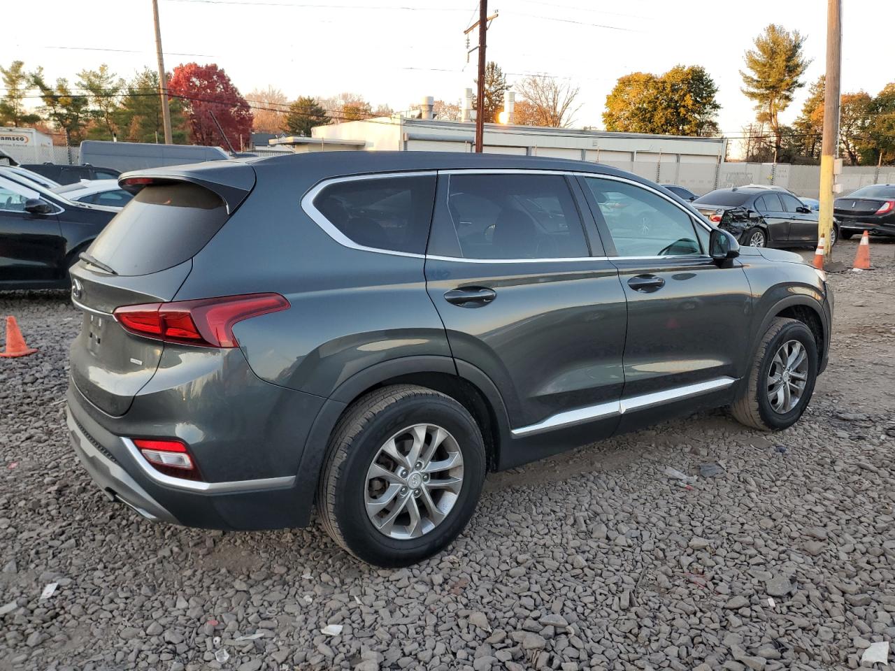 2020 Hyundai Santa Fe - Image 3