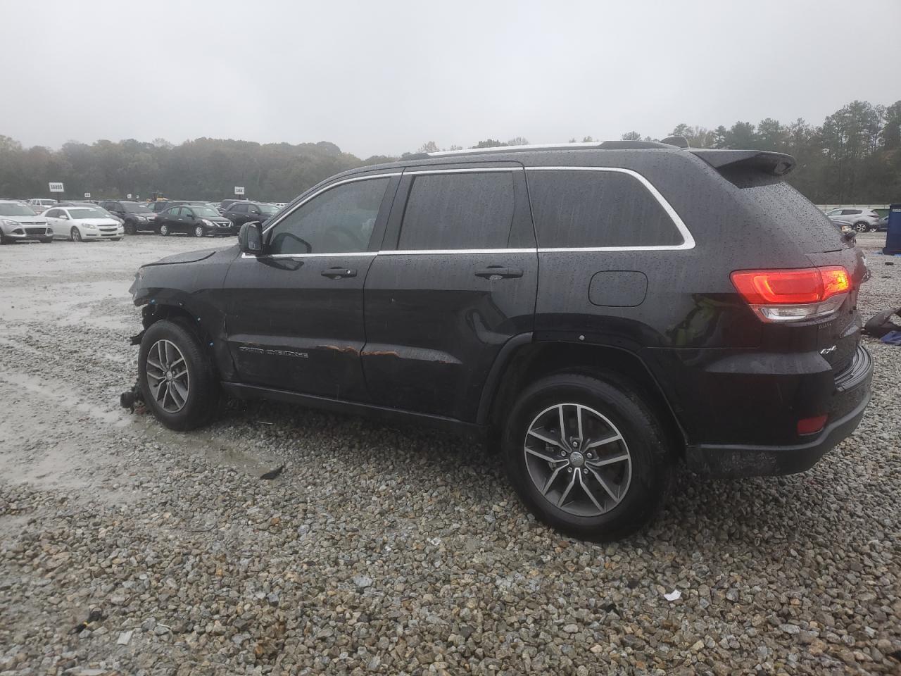2018 Jeep Grand Cherokee - Image 2