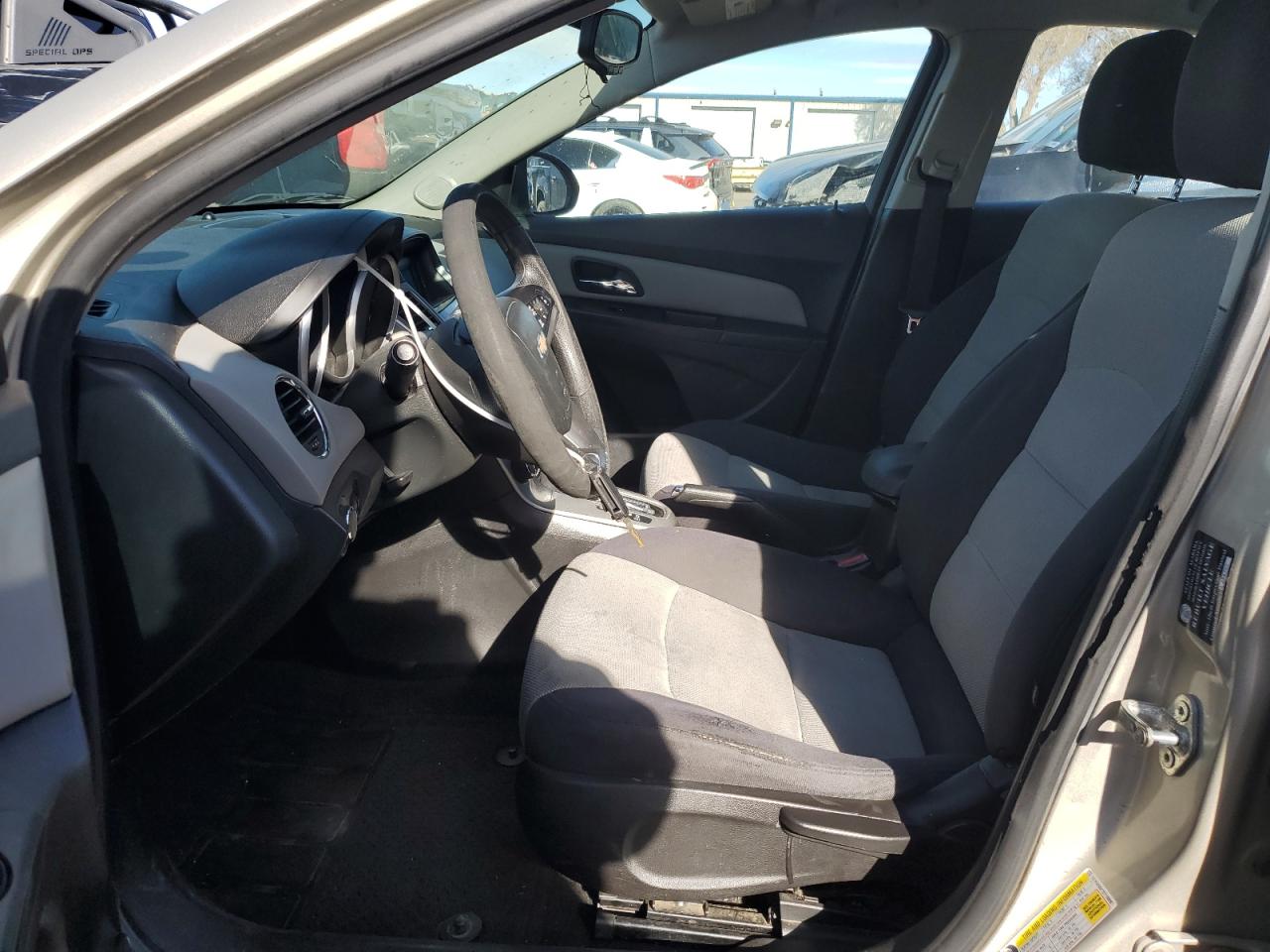 2013 Chevrolet Cruze - Image 7