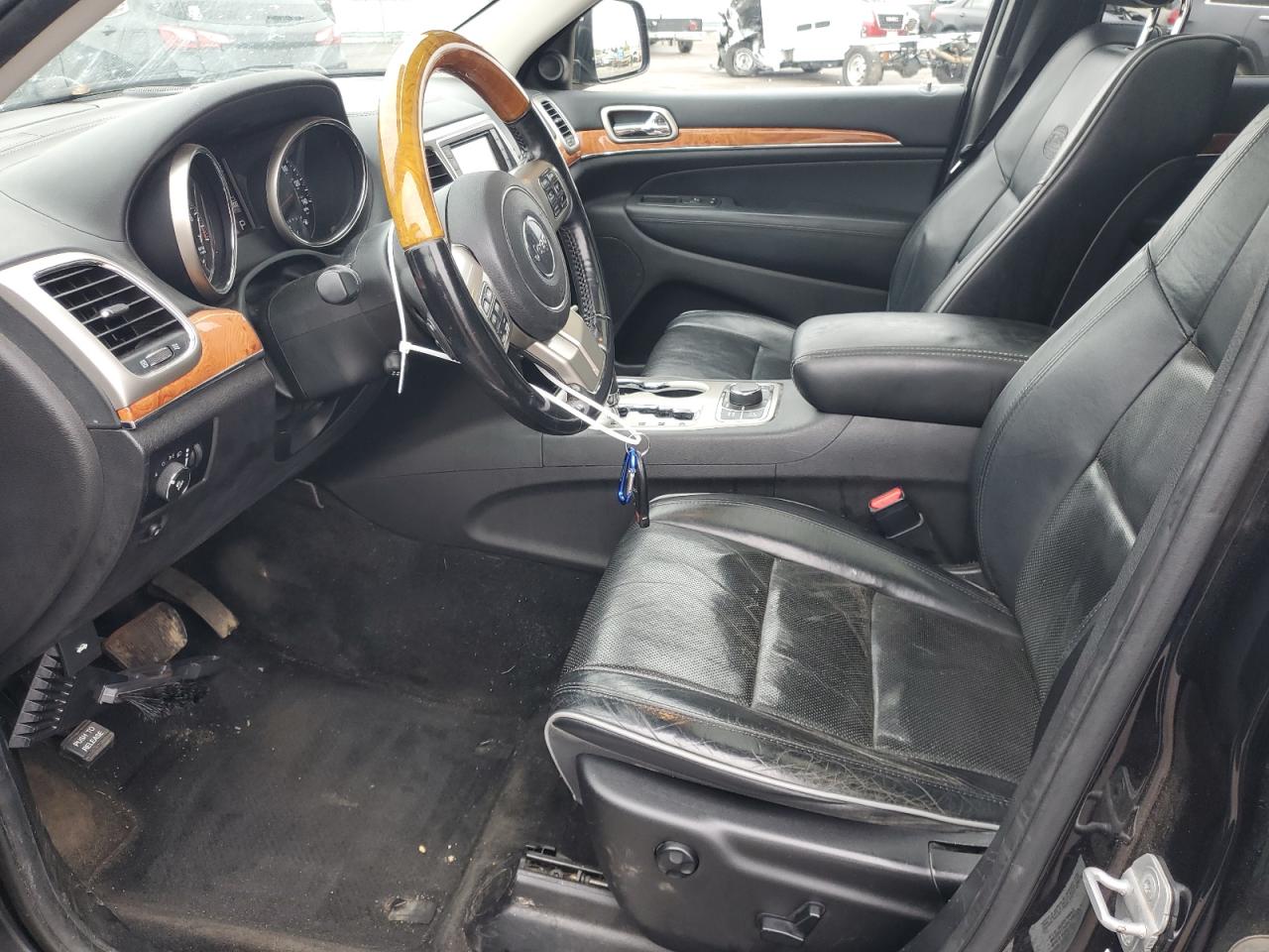 2012 Jeep Grand Cherokee - Image 7