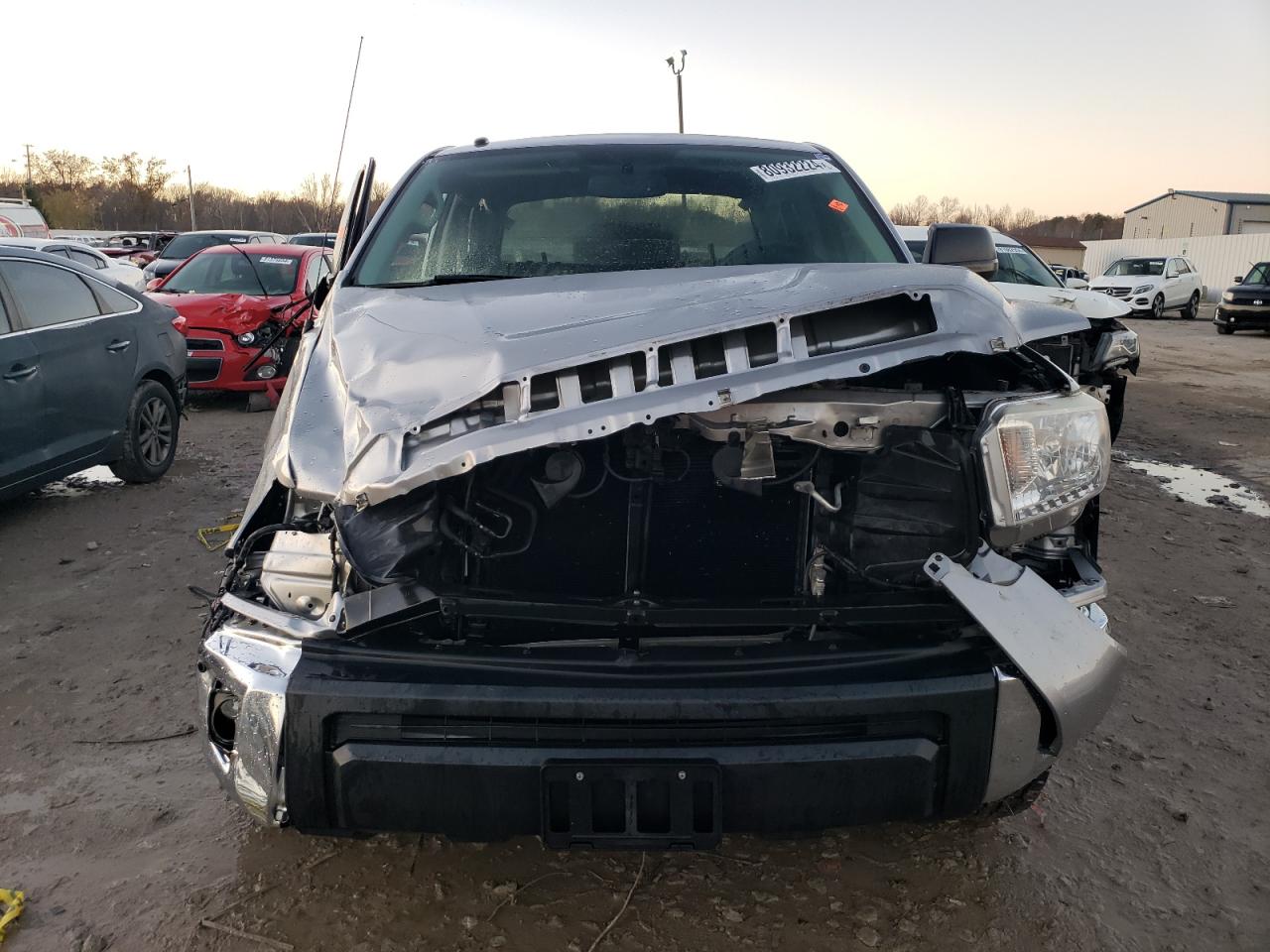 VIN 5TFDW5F19HX605733 2017 TOYOTA TUNDRA no.5