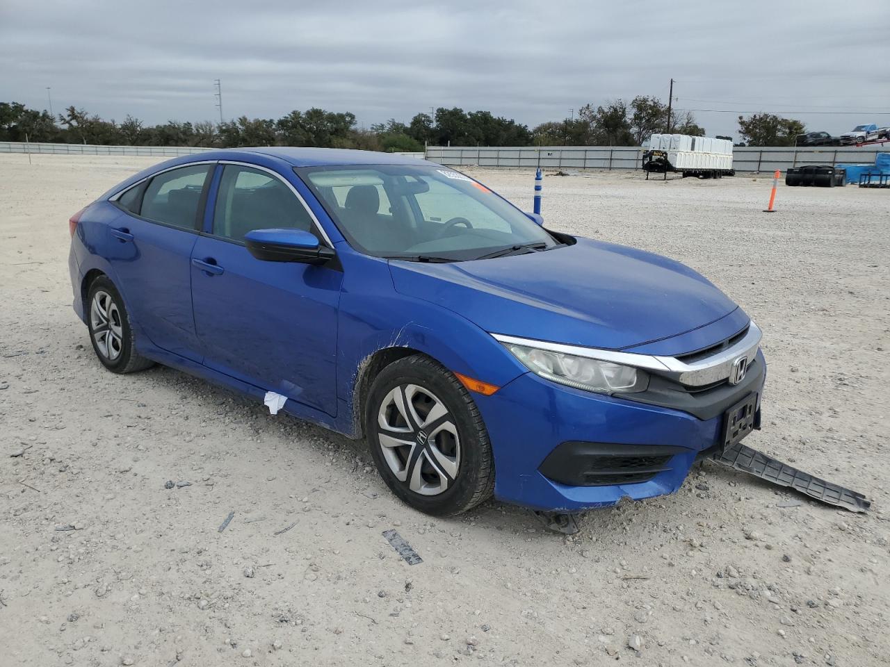 2018 Honda Civic - Image 4