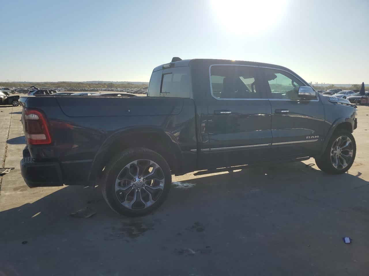 2022 RAM 1500 - Image 3