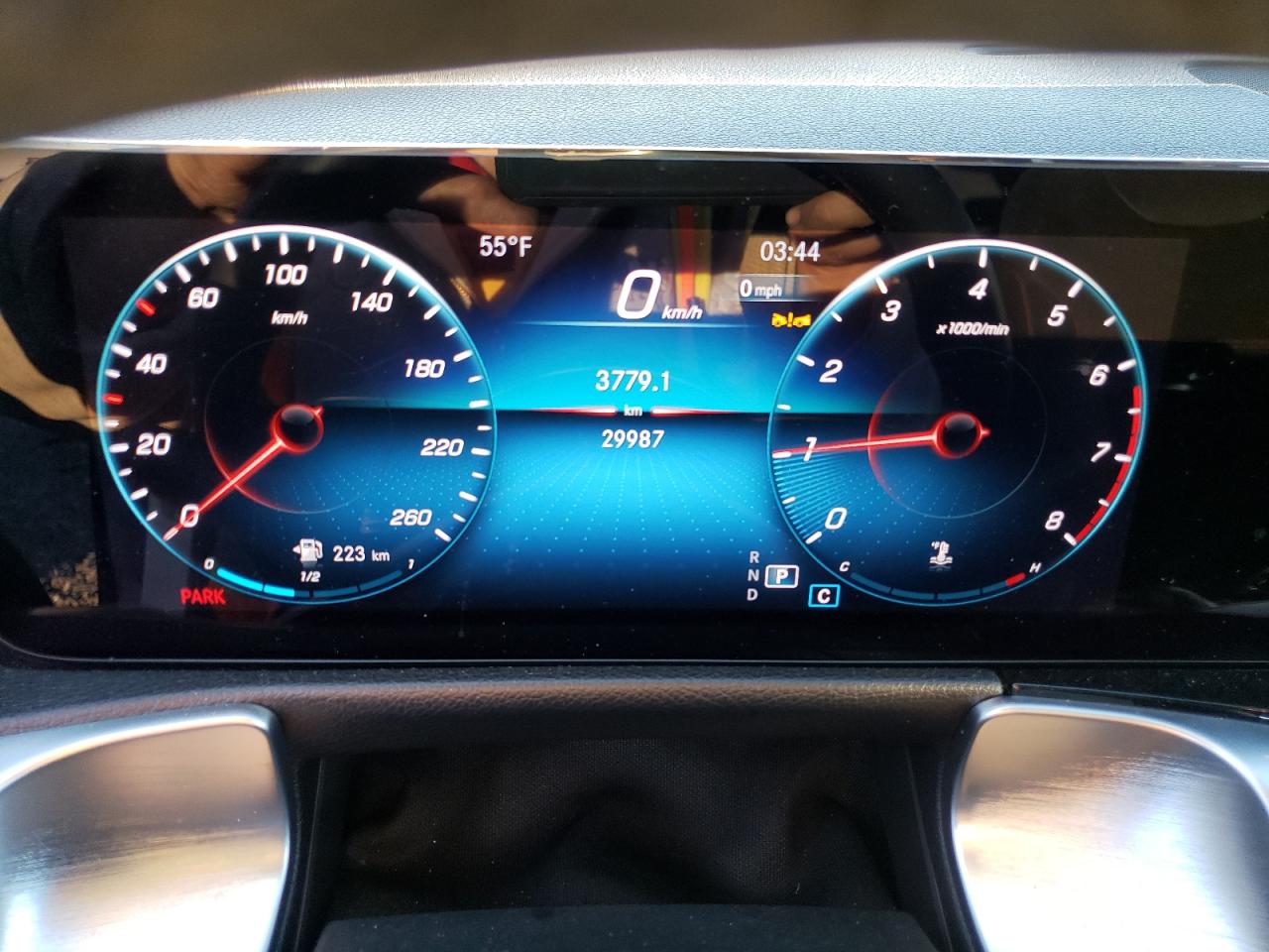 2023 Mercedes-Benz GLB - Image 9