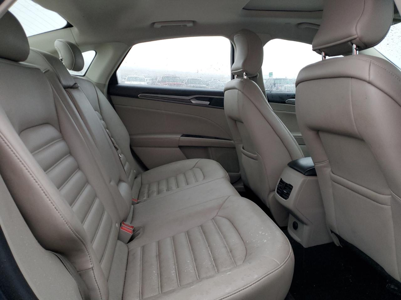 2019 Ford Fusion - Image 11