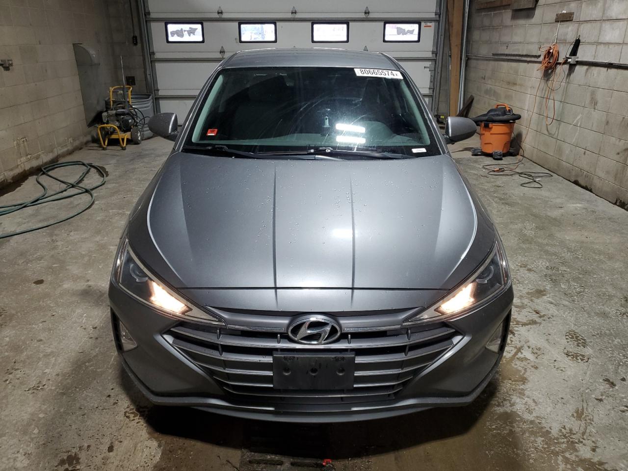 2019 Hyundai Elantra - Image 5