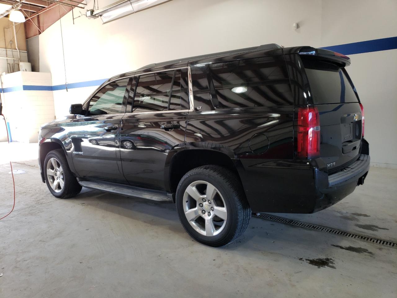 2015 Chevrolet Tahoe - Image 2