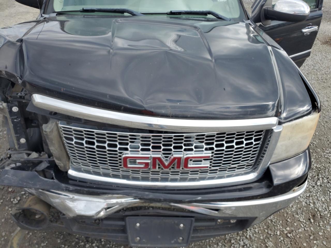 2013 GMC Sierra - Image 11