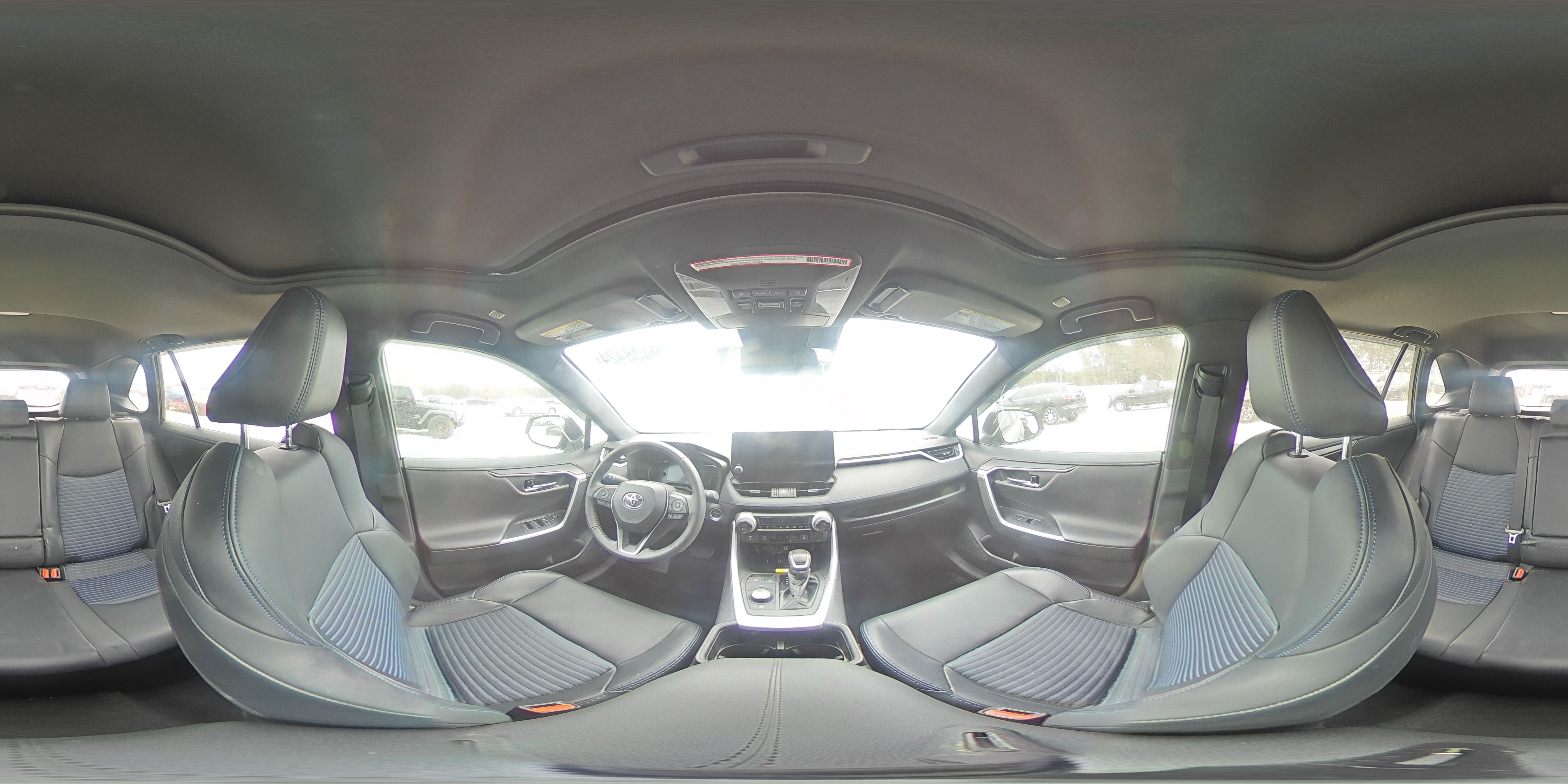 2023 Toyota RAV 4 - Image 14