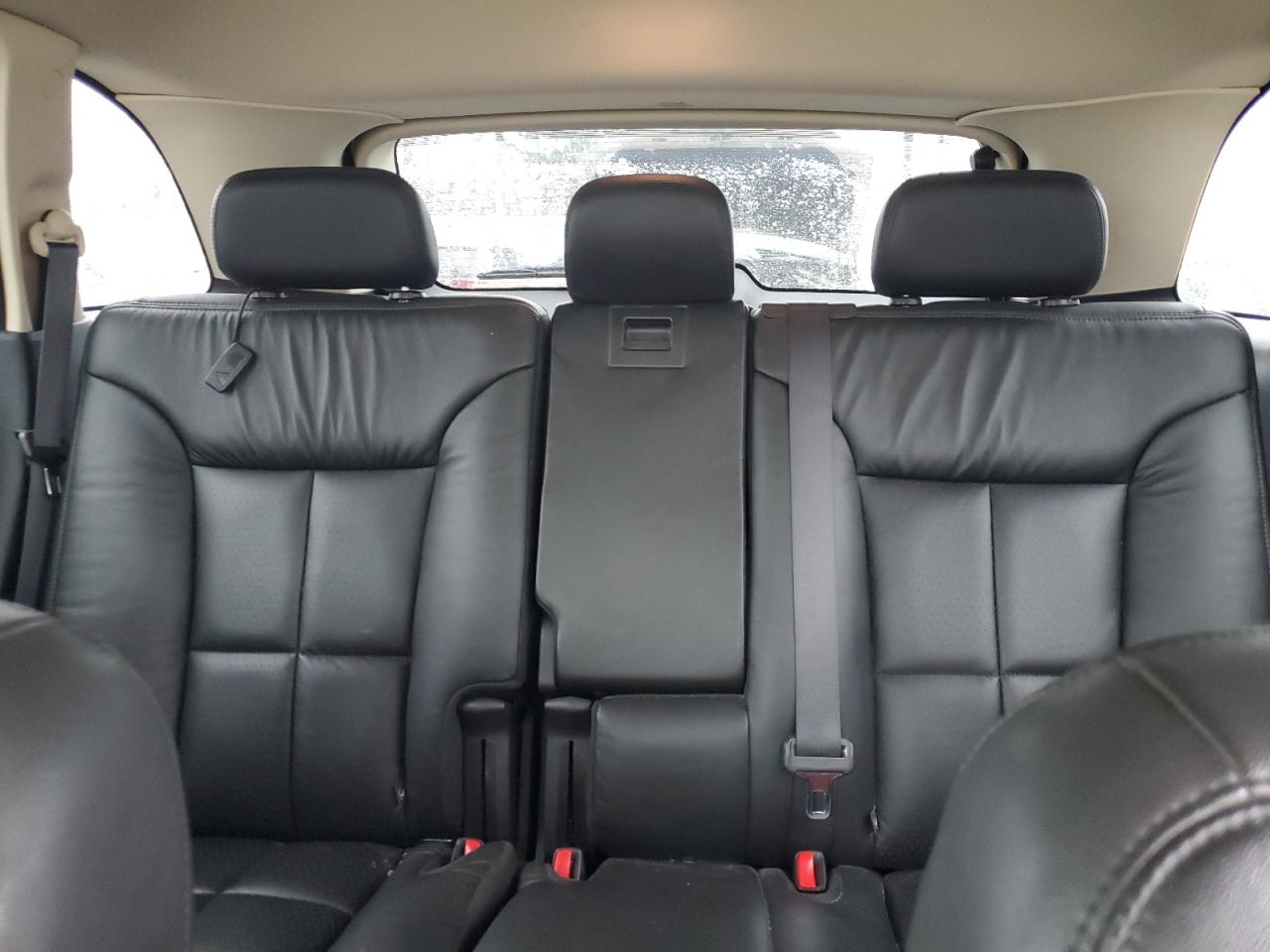 2010 Lincoln MKX - Image 10