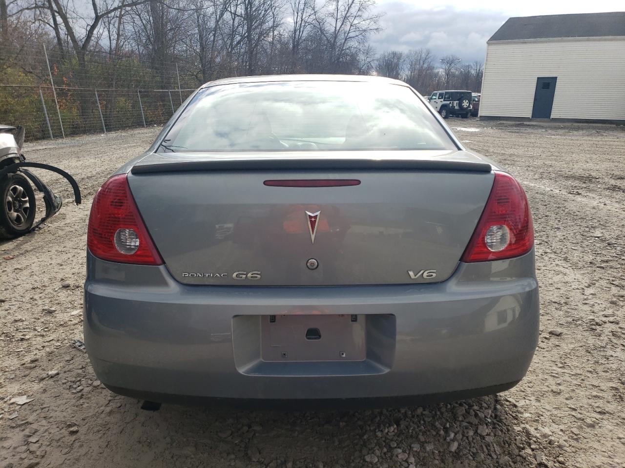 2007 Pontiac G6 Base VIN: 1G2ZG58N374233555 Lot: 77983444