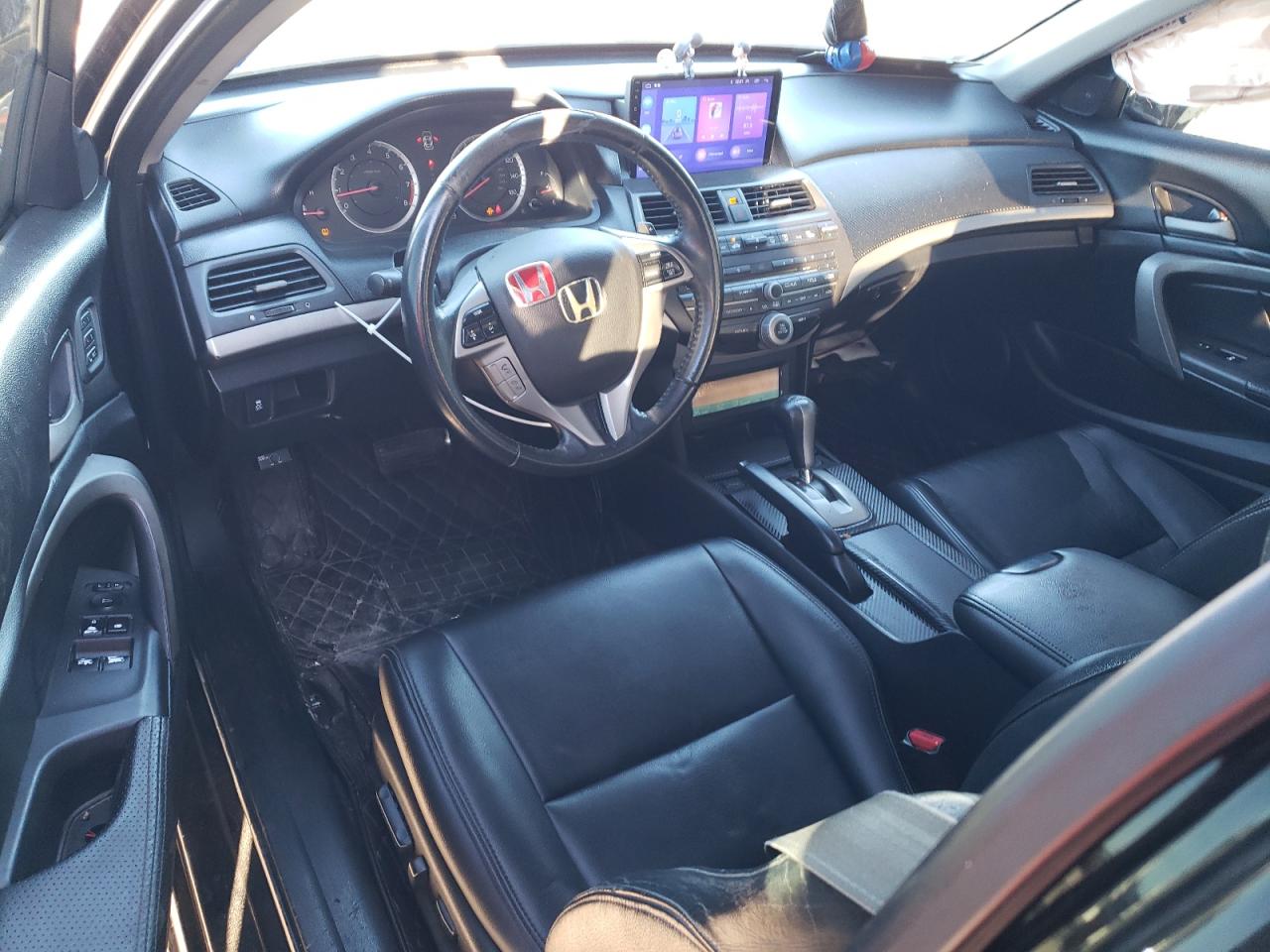 2011 Honda Accord - Image 8