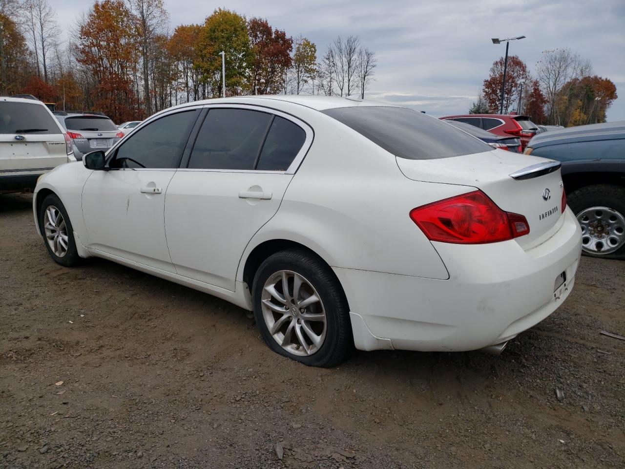 2009 Infiniti G - Image 2