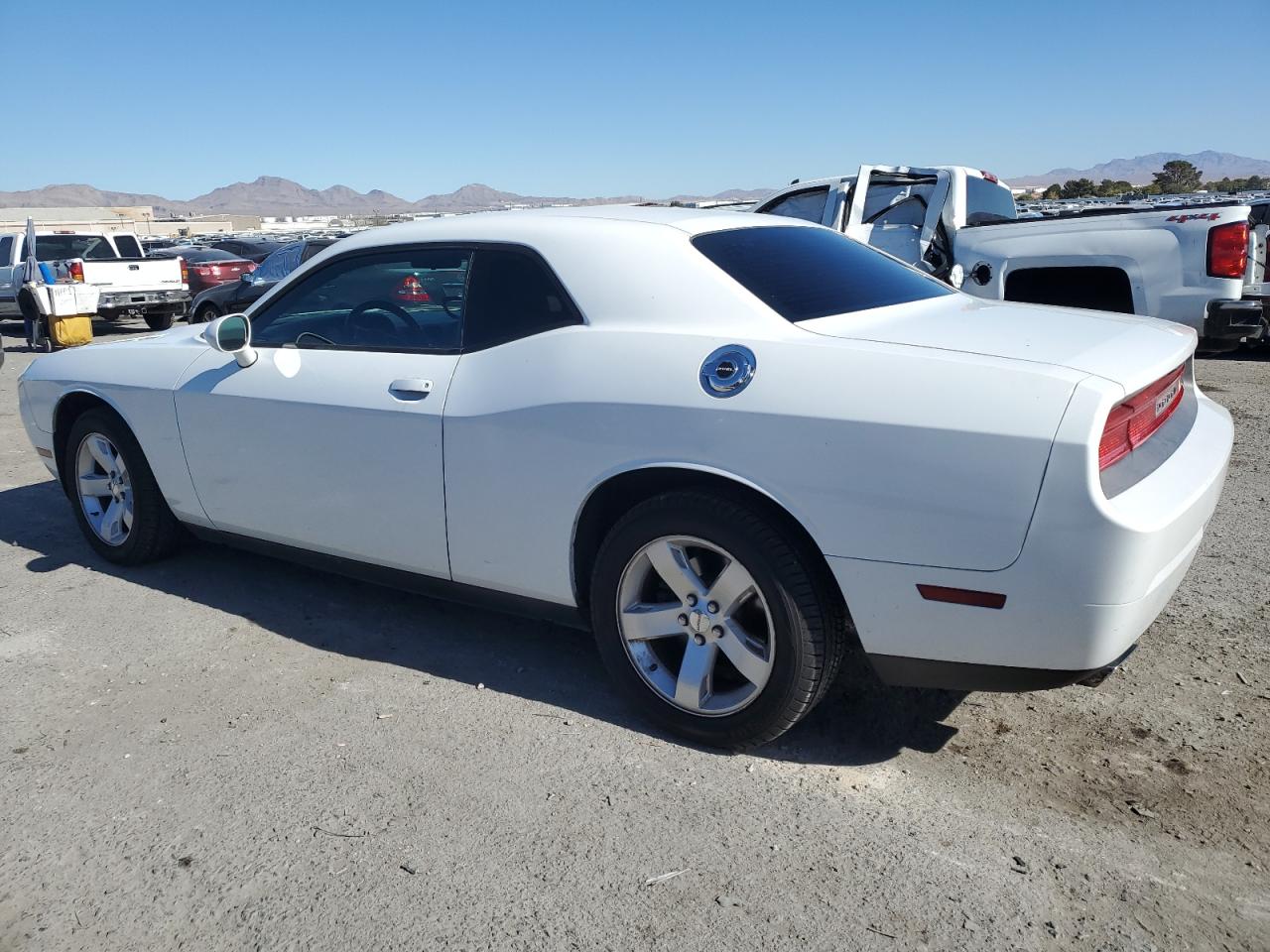 2011 Dodge Challenger - Image 2