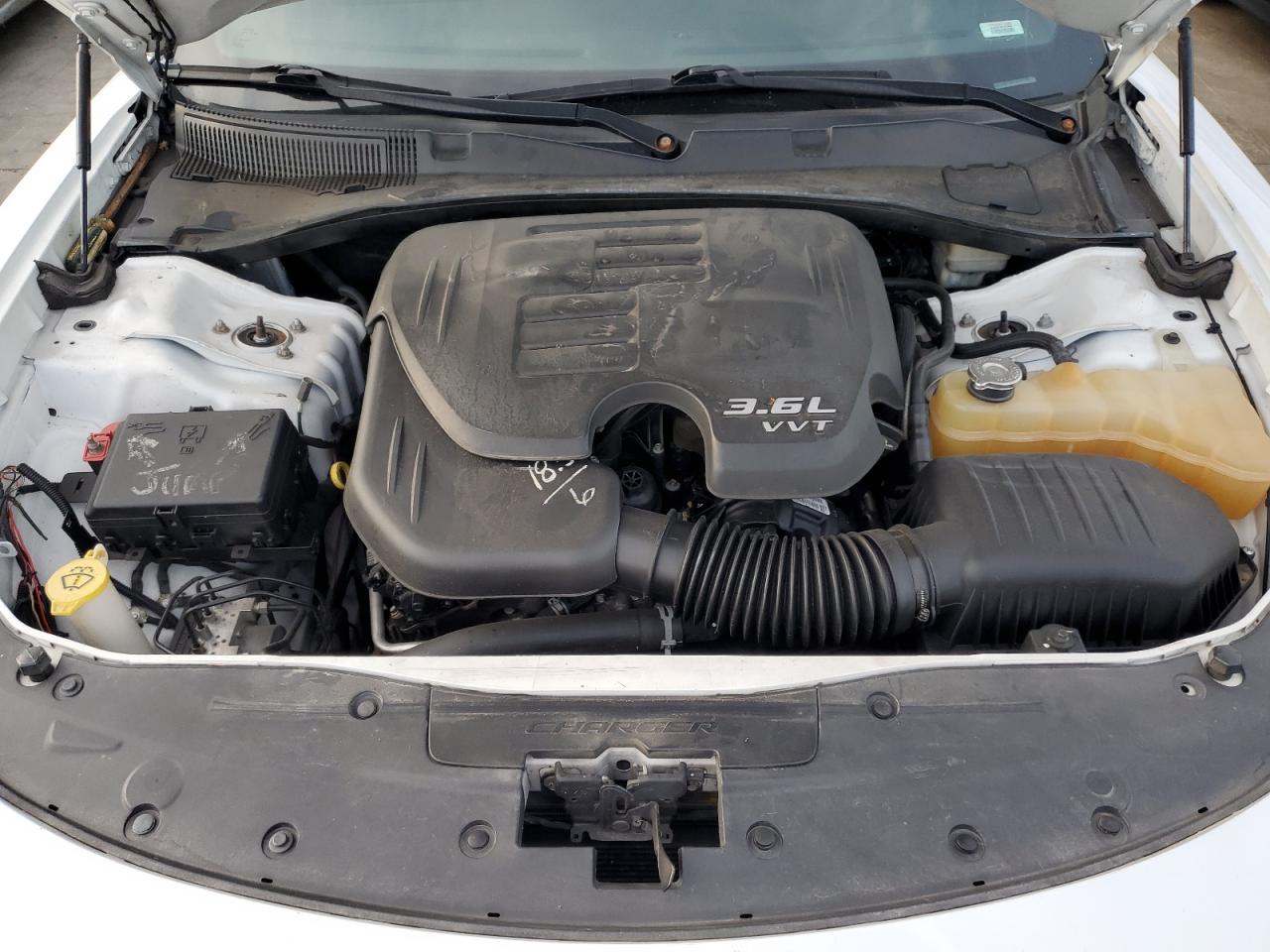 2015 Dodge Charger - Image 11