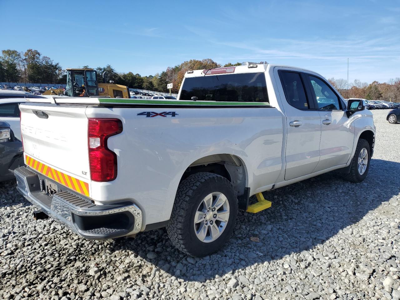 2020 Chevrolet Silverado - Image 3