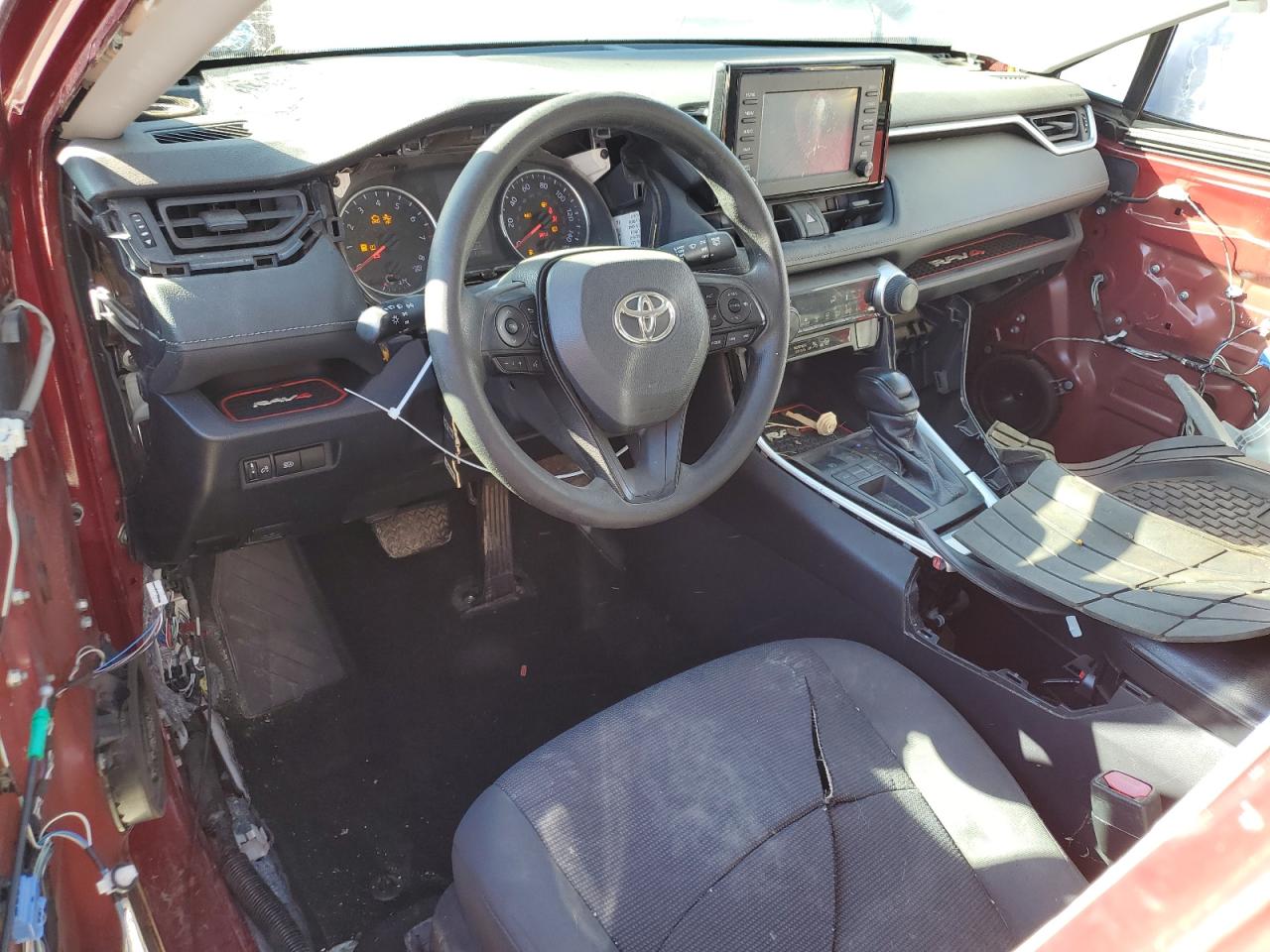 2019 Toyota RAV 4 - Image 8