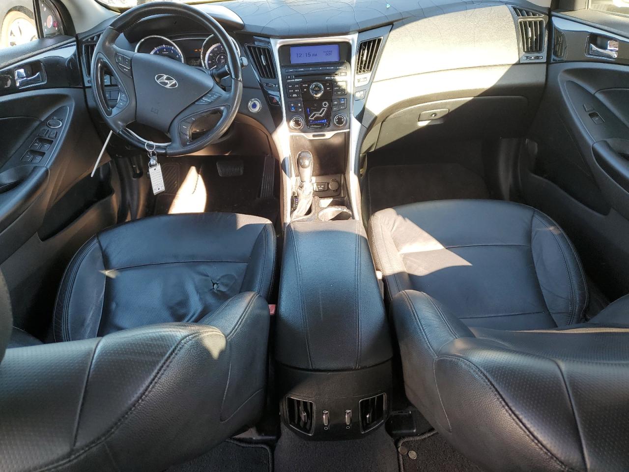 2011 Hyundai Sonata - Image 8