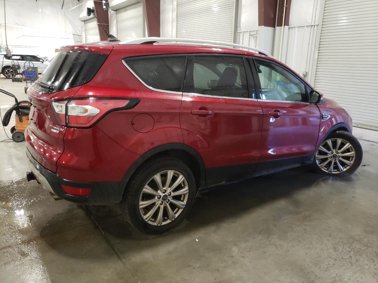 VIN 1FMCU9J98JUD42028 2018 FORD ESCAPE no.3