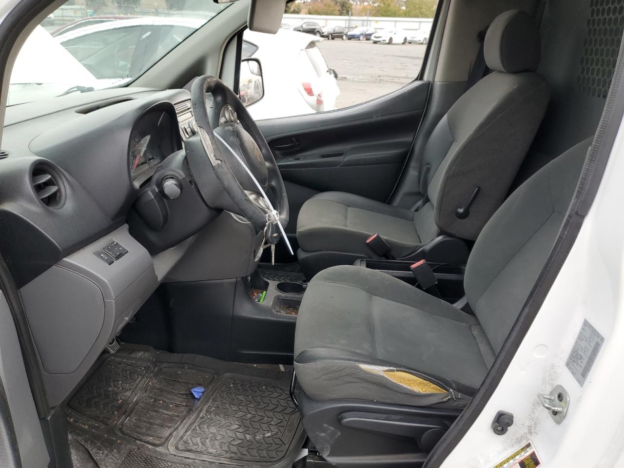 2015 Chevrolet Express - Image 7
