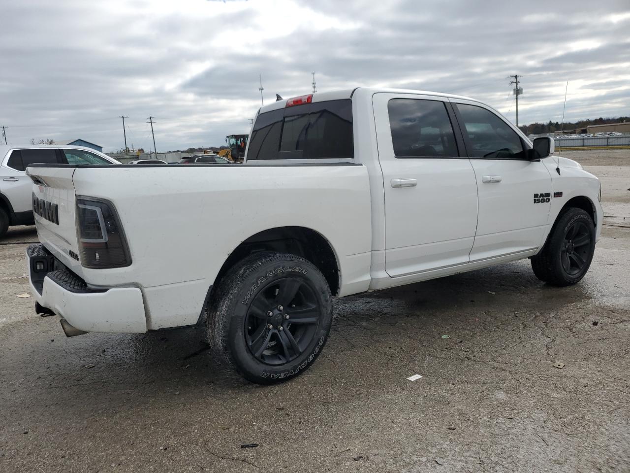 2018 RAM 1500 - Image 3