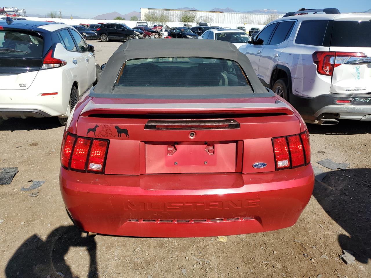 2000 Ford Mustang VIN: 1FAFP4444YF261494 Lot: 79489664