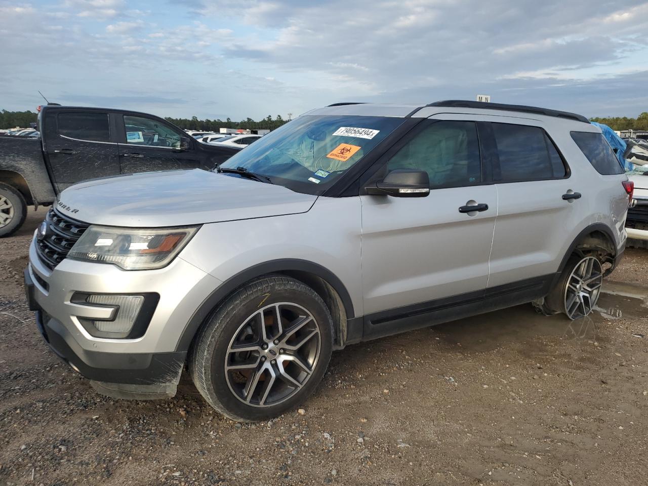 VIN 1FM5K8GT2GGB61462 2016 FORD EXPLORER no.1