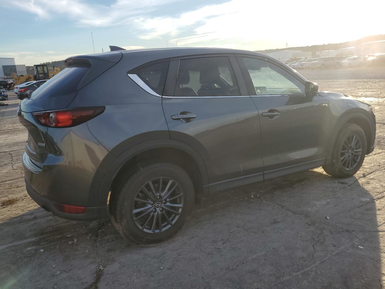 2019 Mazda CX-5 - Image 3