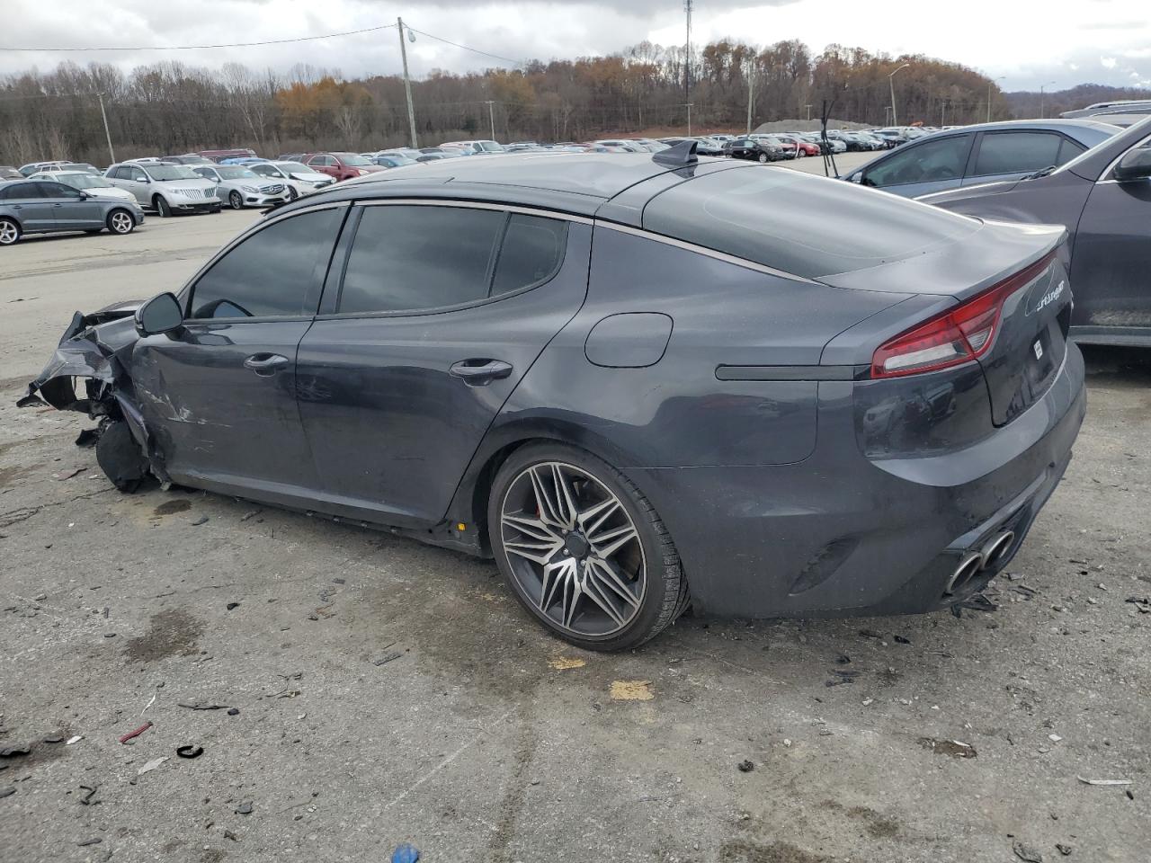 2022 Kia Stinger - Image 2