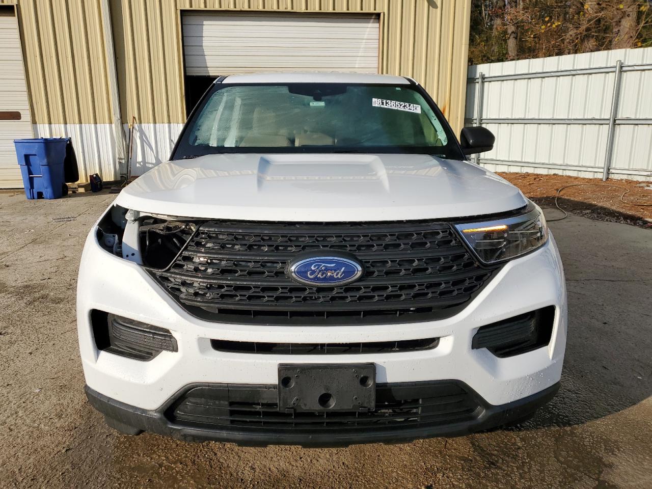 2023 Ford Explorer - Image 5