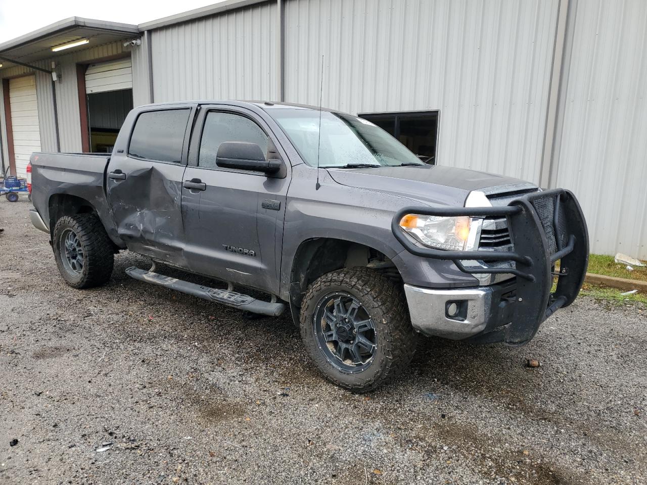 VIN 5TFDW5F13GX564045 2016 TOYOTA TUNDRA no.4