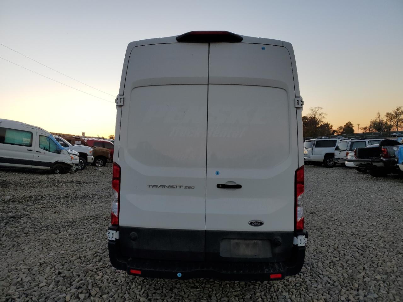 2022 Ford Transit T-250 VIN: 1FTBR1X87NKA08852 Lot: 81157744